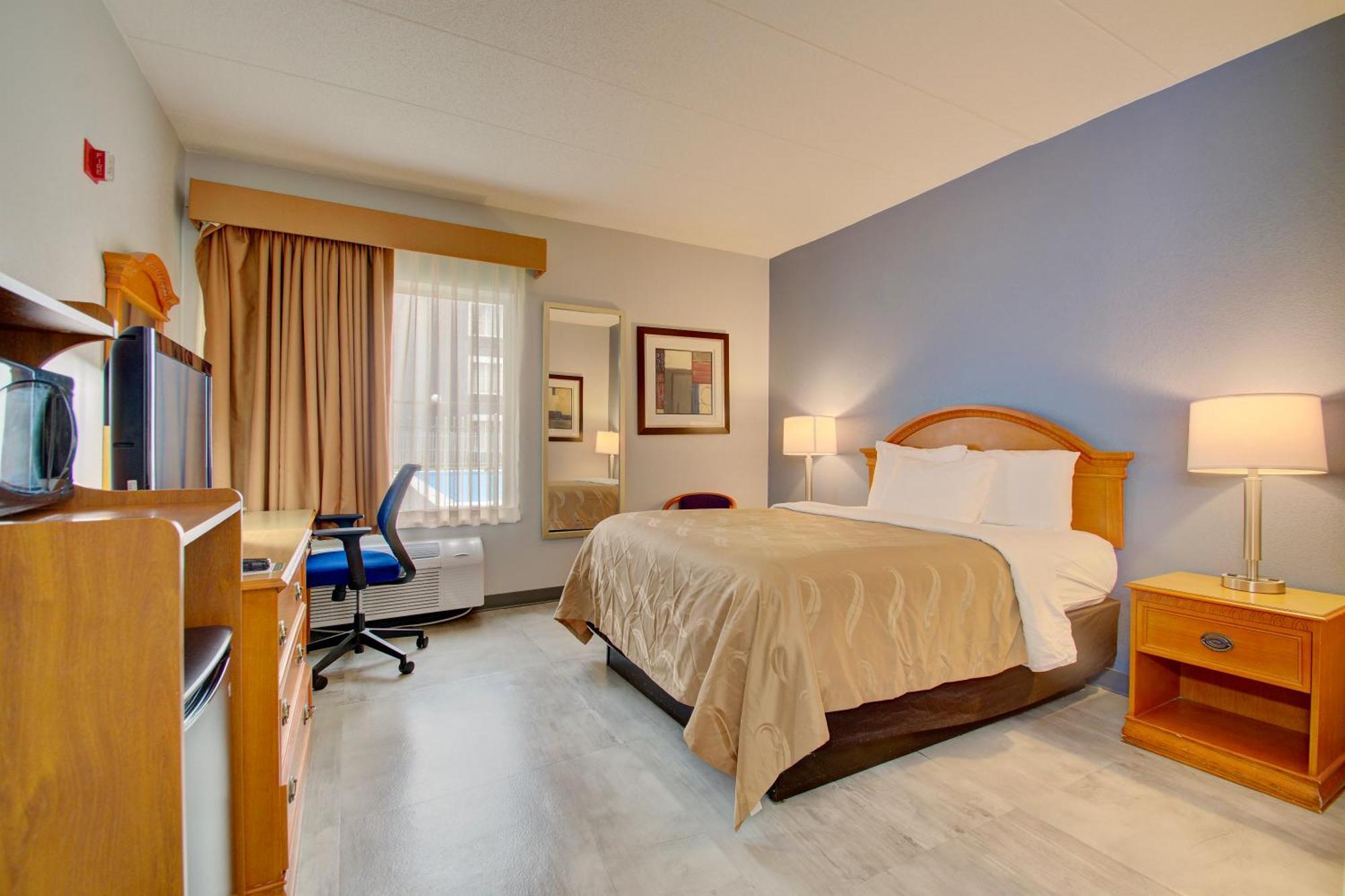 Quality Inn & Suites Cvg Airport Erlanger Exterior foto