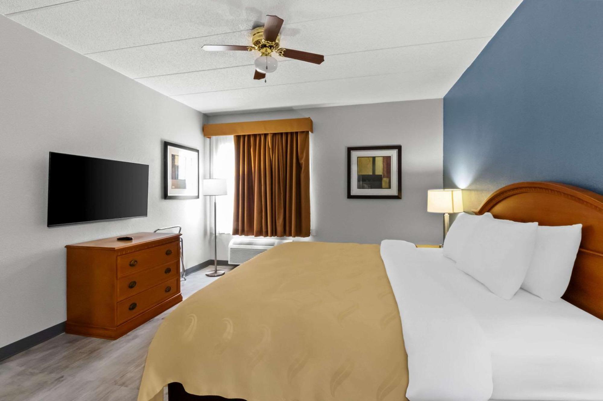 Quality Inn & Suites Cvg Airport Erlanger Exterior foto