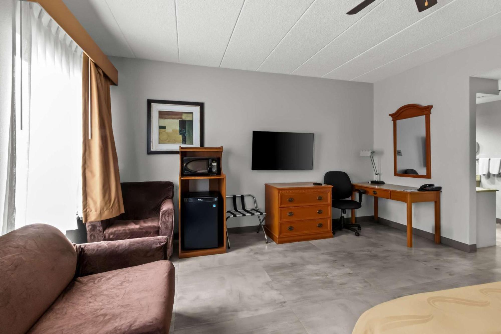 Quality Inn & Suites Cvg Airport Erlanger Exterior foto